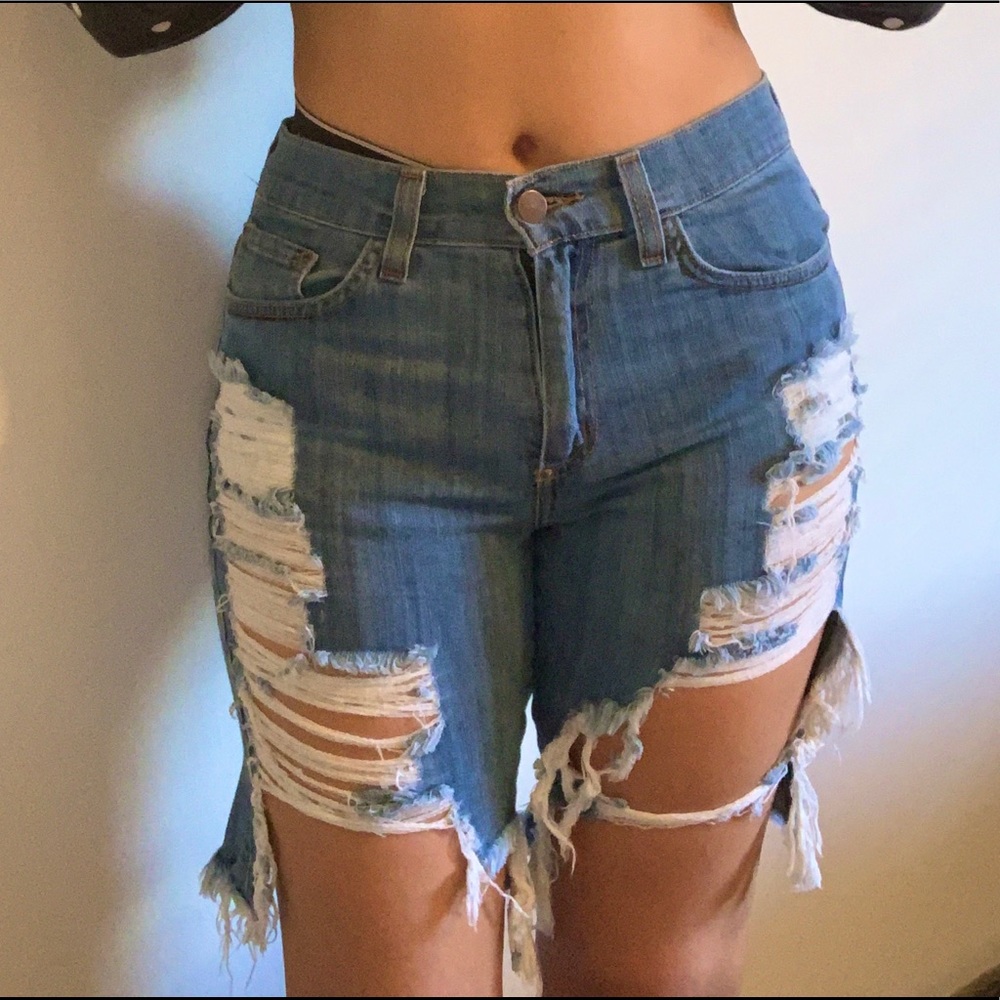 Fashion nova Sheana Bermuda Shorts